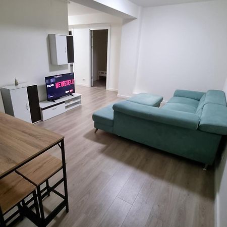 Apartament Cwa 1 Aeroport אוטופן מראה חיצוני תמונה